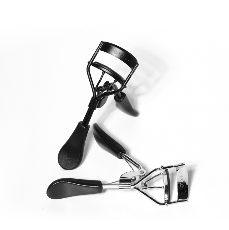 Mini Makeup Eyelash Curler for Voluminous Lashes